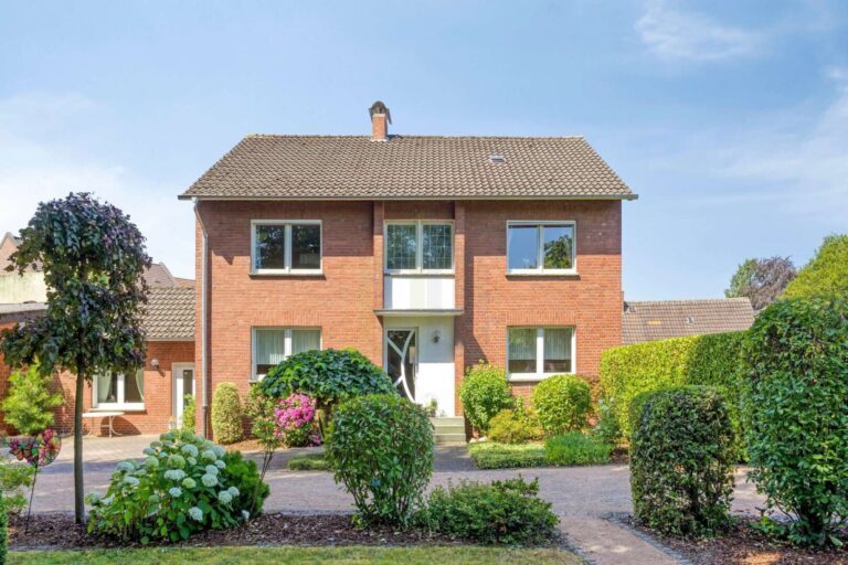 Vorderansicht Haus