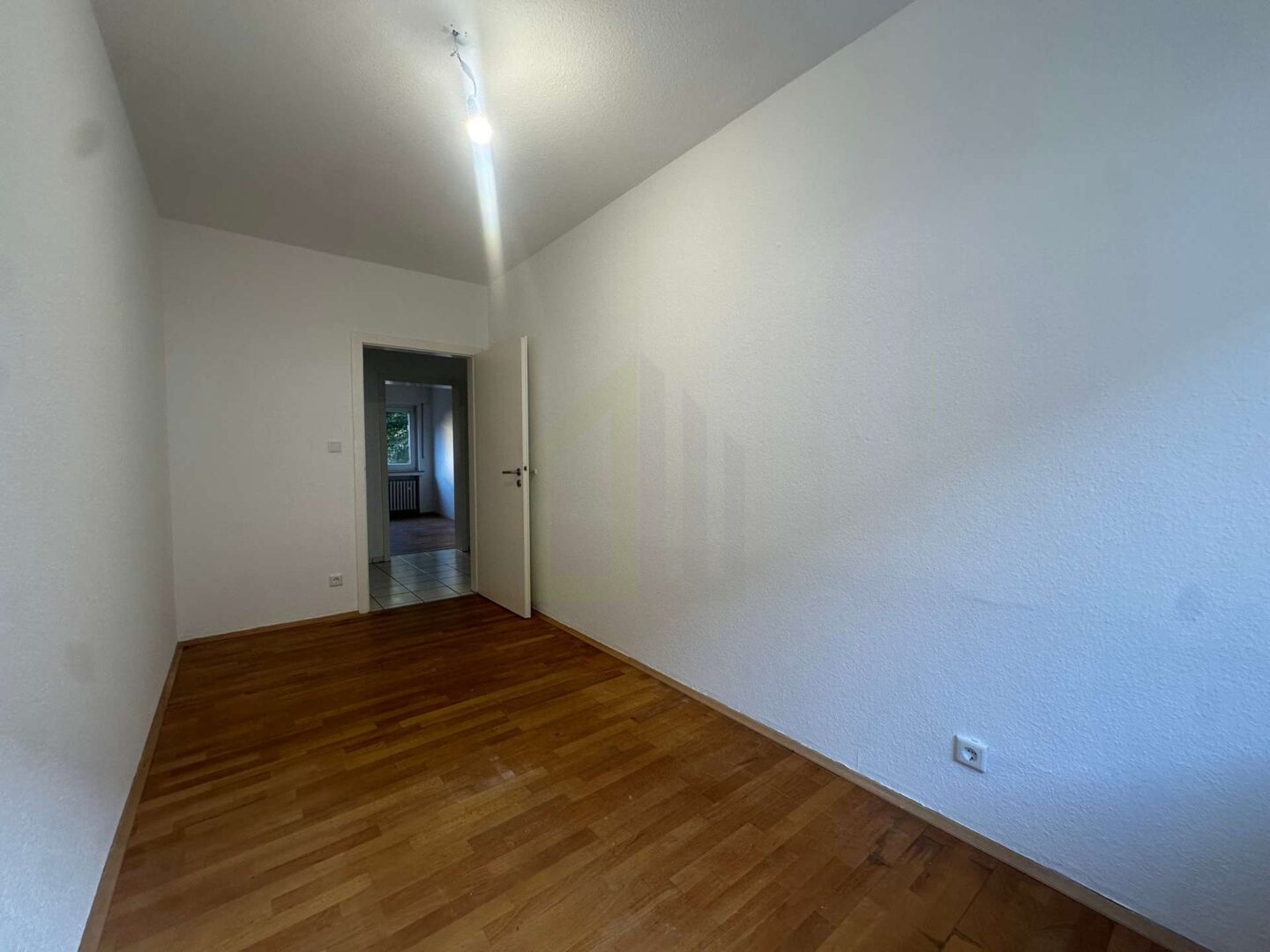 Kinder-/Arbeitszimmer